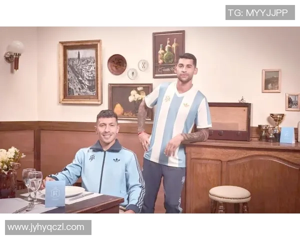 阿根廷足球队服的历史演变与文化象征探讨